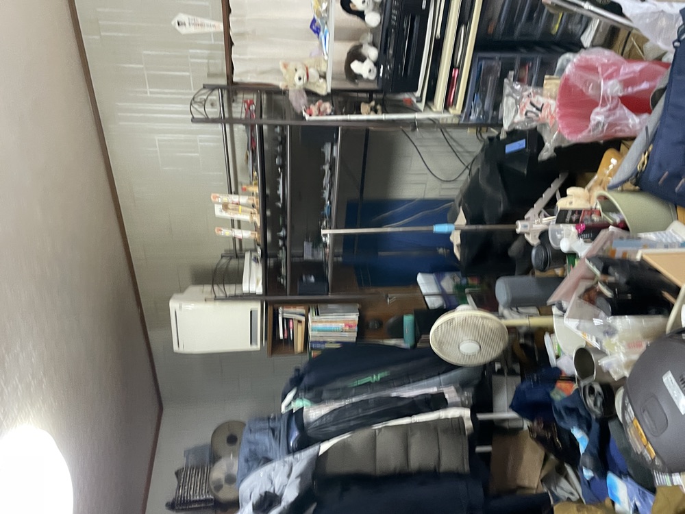 旭市の遺品整理 作業前(1LDK・家財整理前の様子)