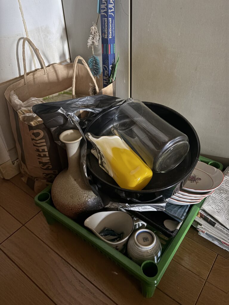 【葛飾区東新小岩】テレビアンテナ撤去・物置解体・不用品回収を行いました